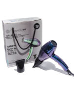Secador de cabello profesional ElectroBell Pro de la colección Galactic en un llamativo color verde menta pastel con detalles cromados en la rejilla. El secador se muestra de perfil junto a su boquilla concentradora negra, posicionado frente a su empaque original de diseño moderno en color negro y azul oscuro donde se destacan los textos técnicos: '4000 Watts' y '40.000 RPM'.